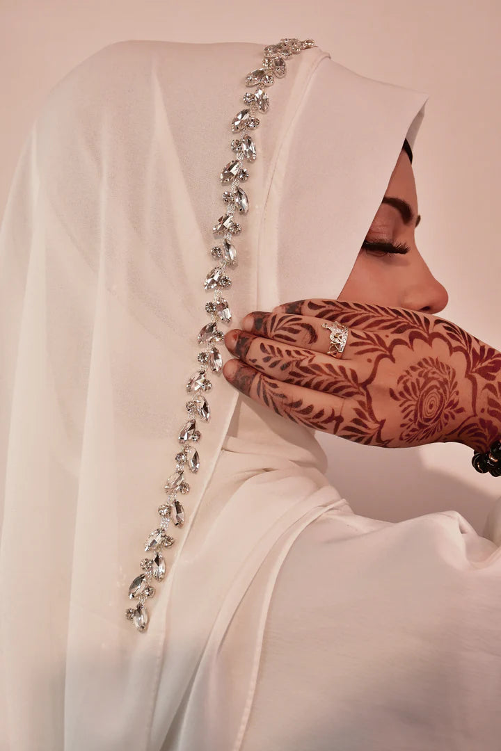 Hoor - White