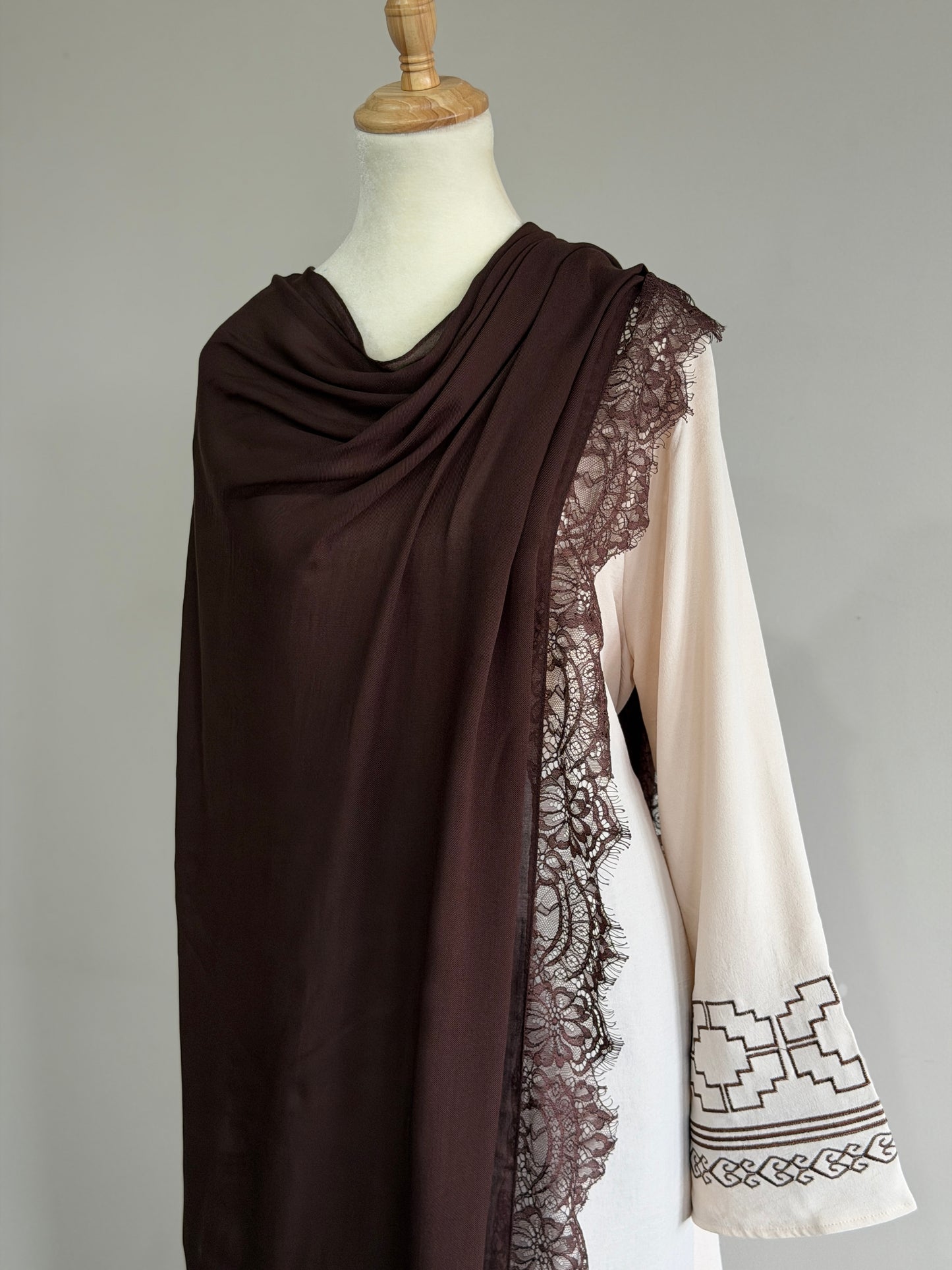 Lace Modal Hijab - Dark Brown
