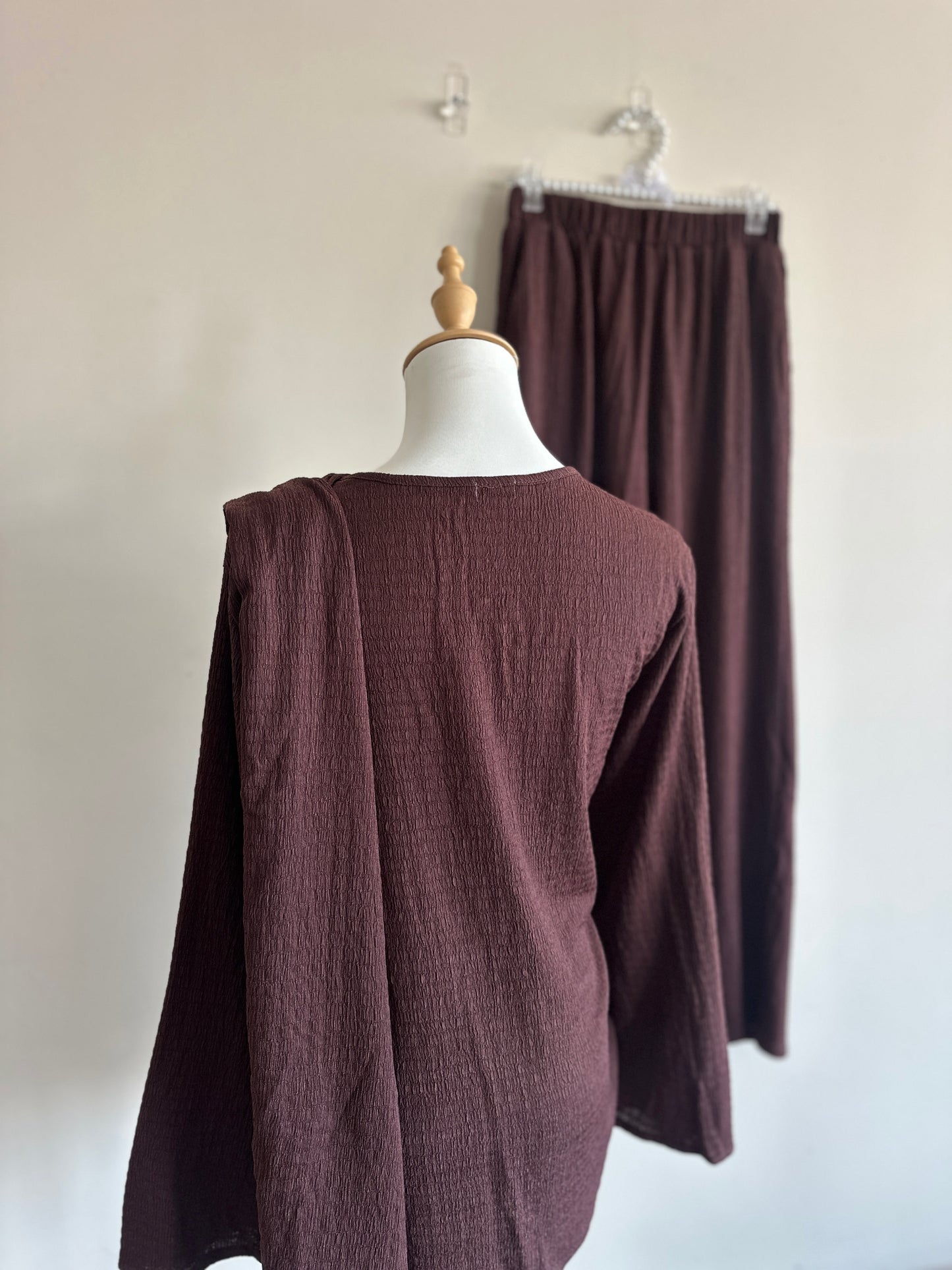 Chocolate brown Alina Co-ord Set featuring detachable broach and elegant modest wear design