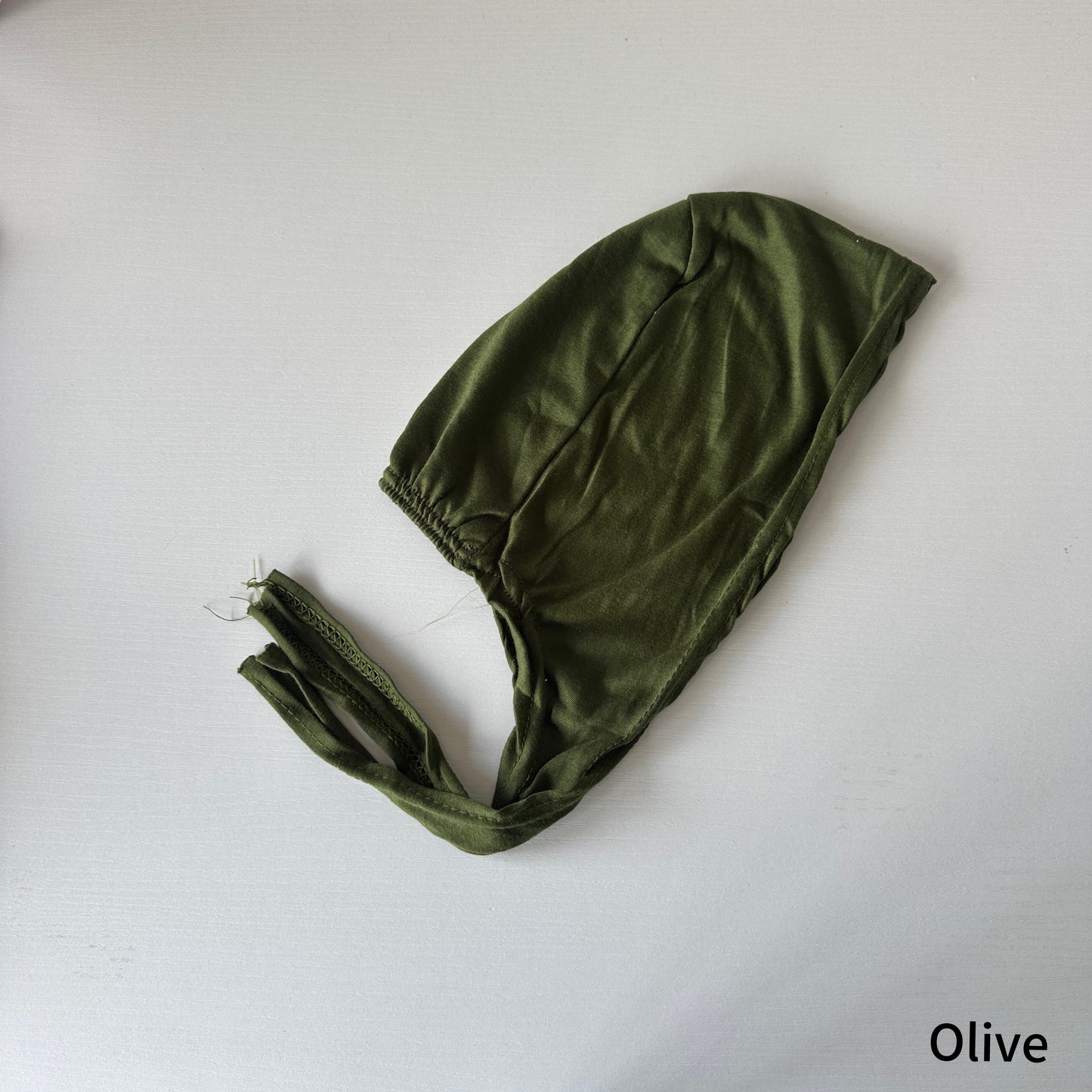 Hijabaan tie cap folded – breathable undercap for everyday use