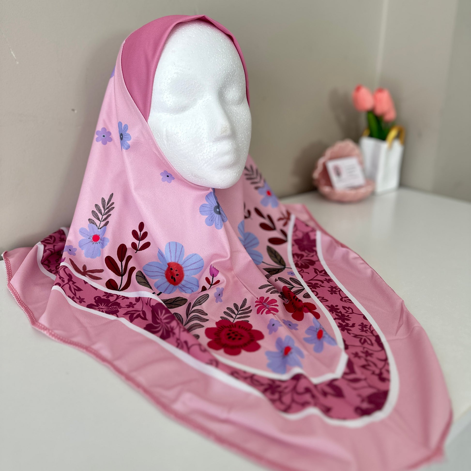 Floral print hijab for Muslim girls – lightweight and modest everyday wear in NZ