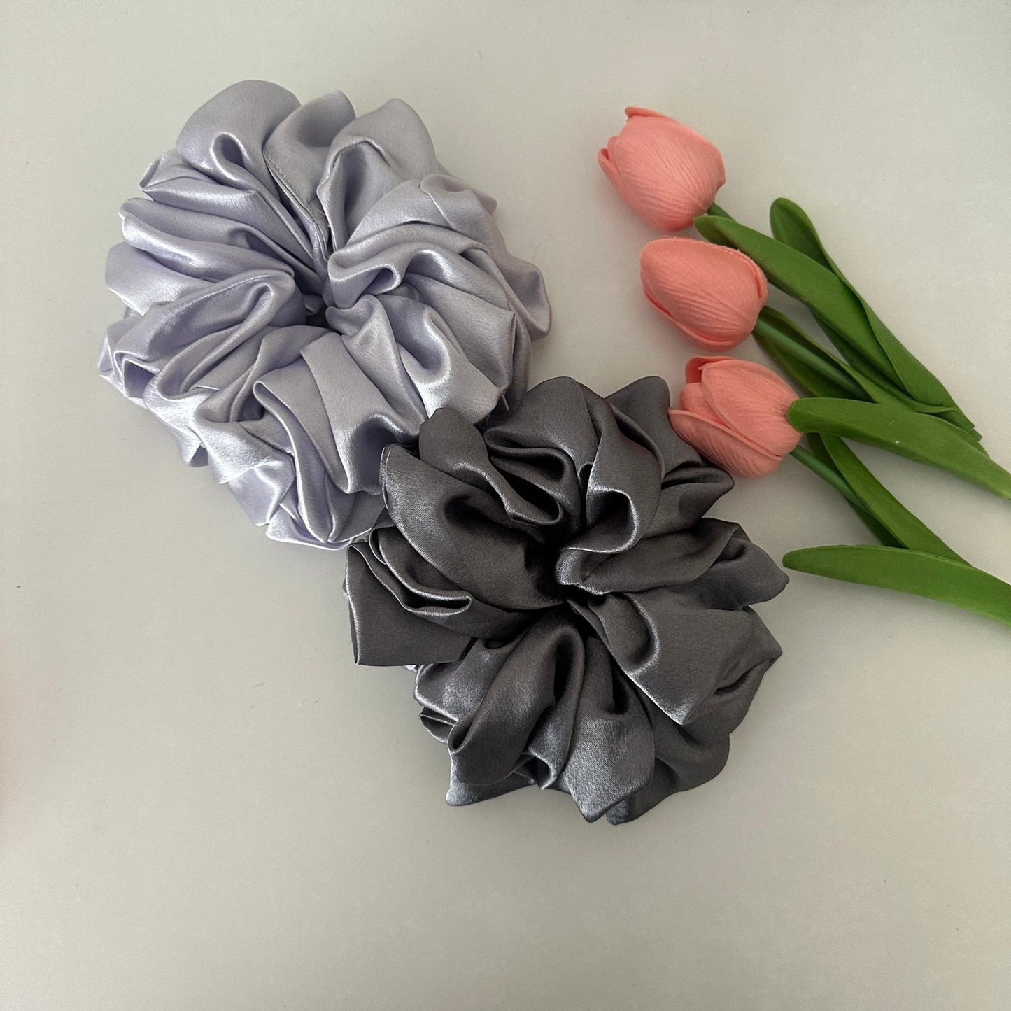 Frizz-free satin scrunchie for lifted hijab shape – Hijabaan