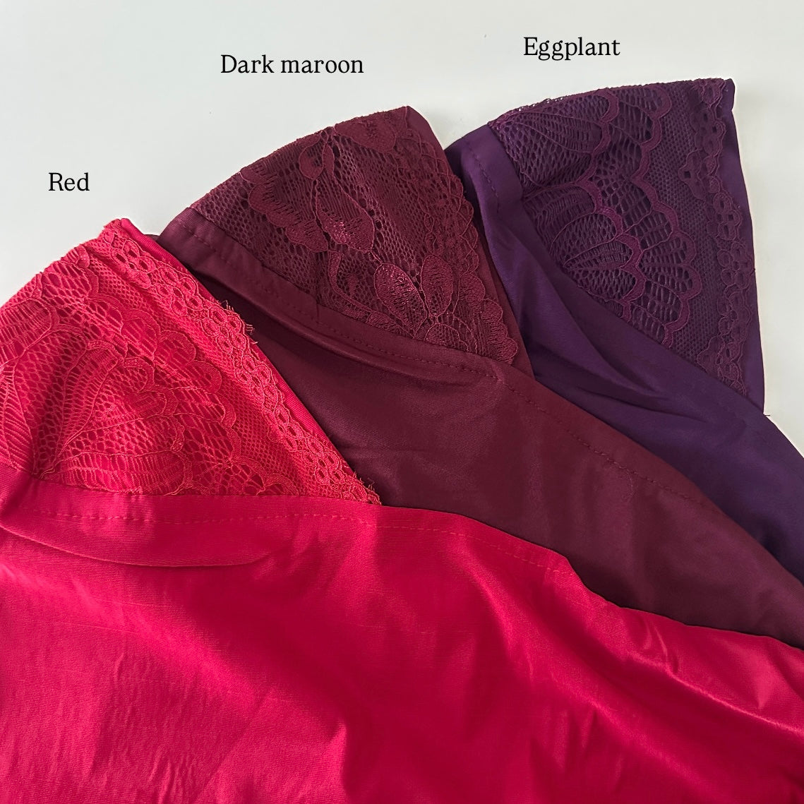 Soft georgette khimar with lace edges – perfect for salah and everyday modesty