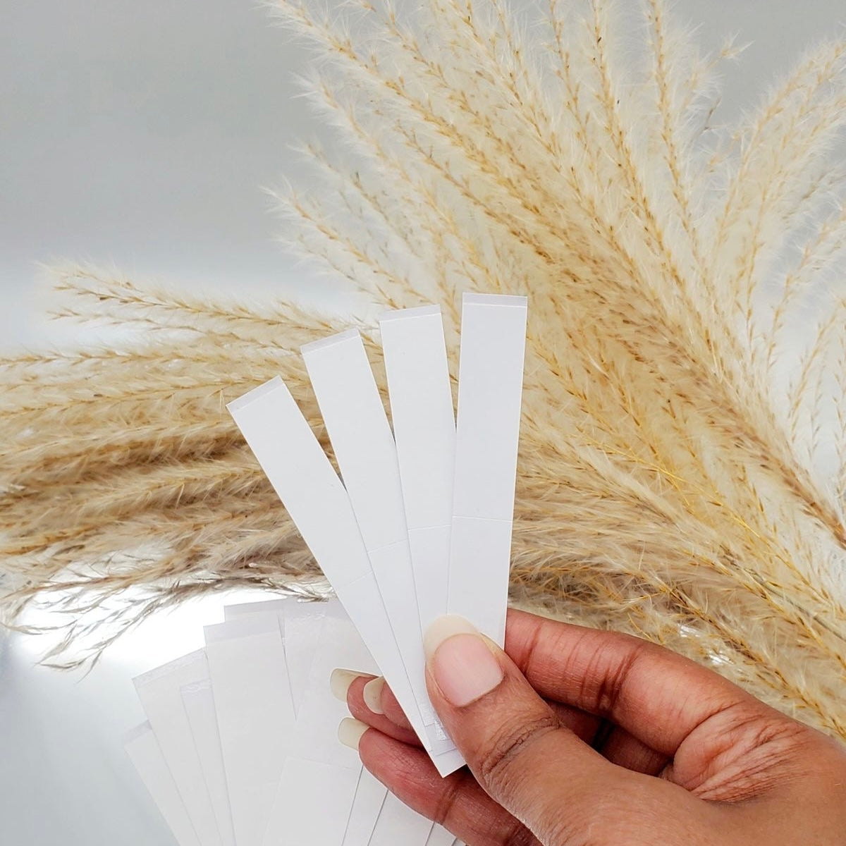 Hijabaan no-slip styling tape for chiffon or silk scarves