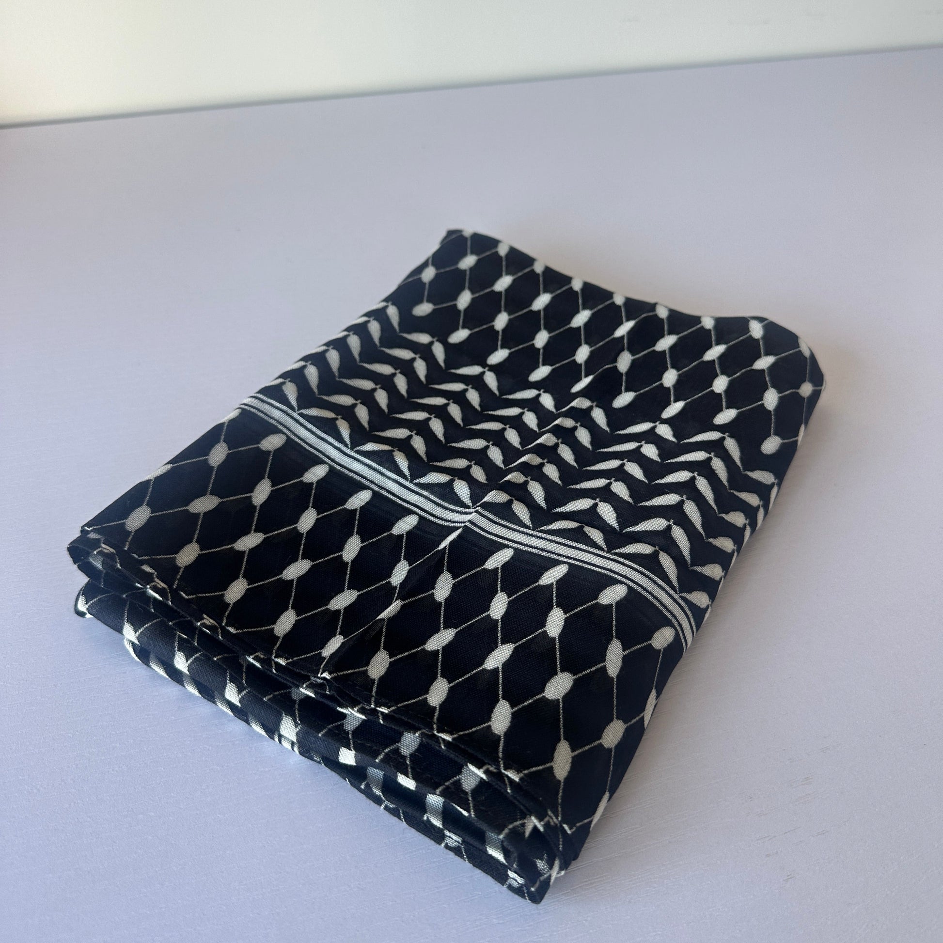 Modern keffiyeh scarf with bold print and soft feel – Hijabaan