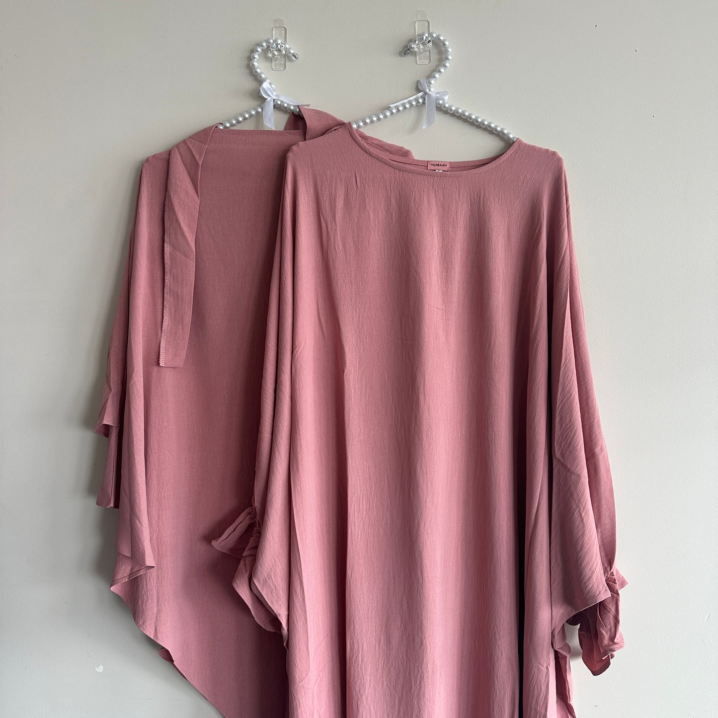 Two-layer khimar with modest coverage – Perfect Umrah Set Hijabaan NZ