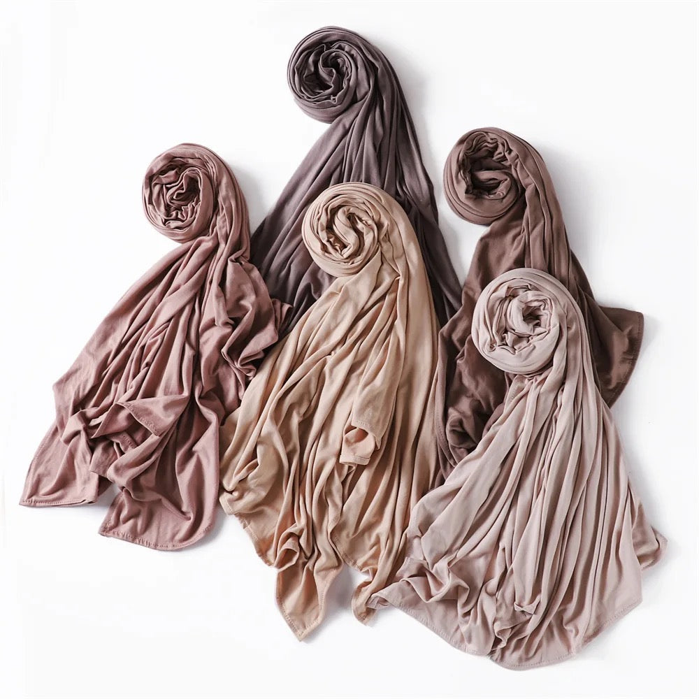 Lightweight stretchy hijab for modest daily wear and prayer