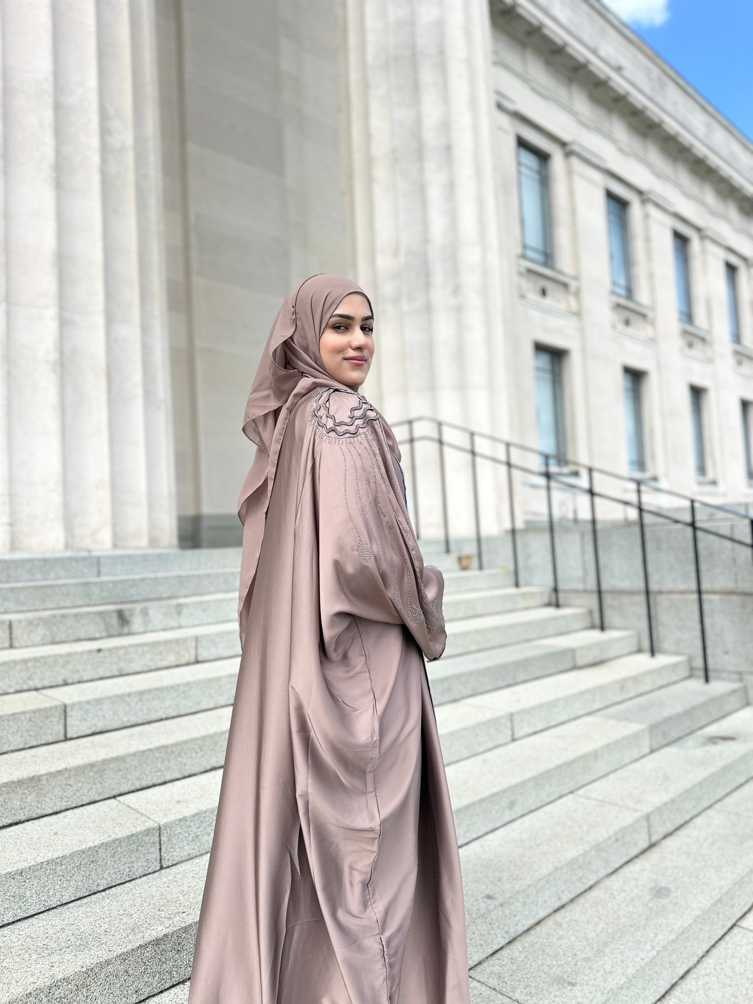 Dubai Abayas