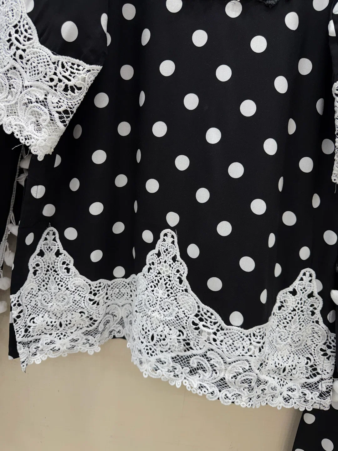 Meher Polka Dot Farshi Suit – 3 Piece