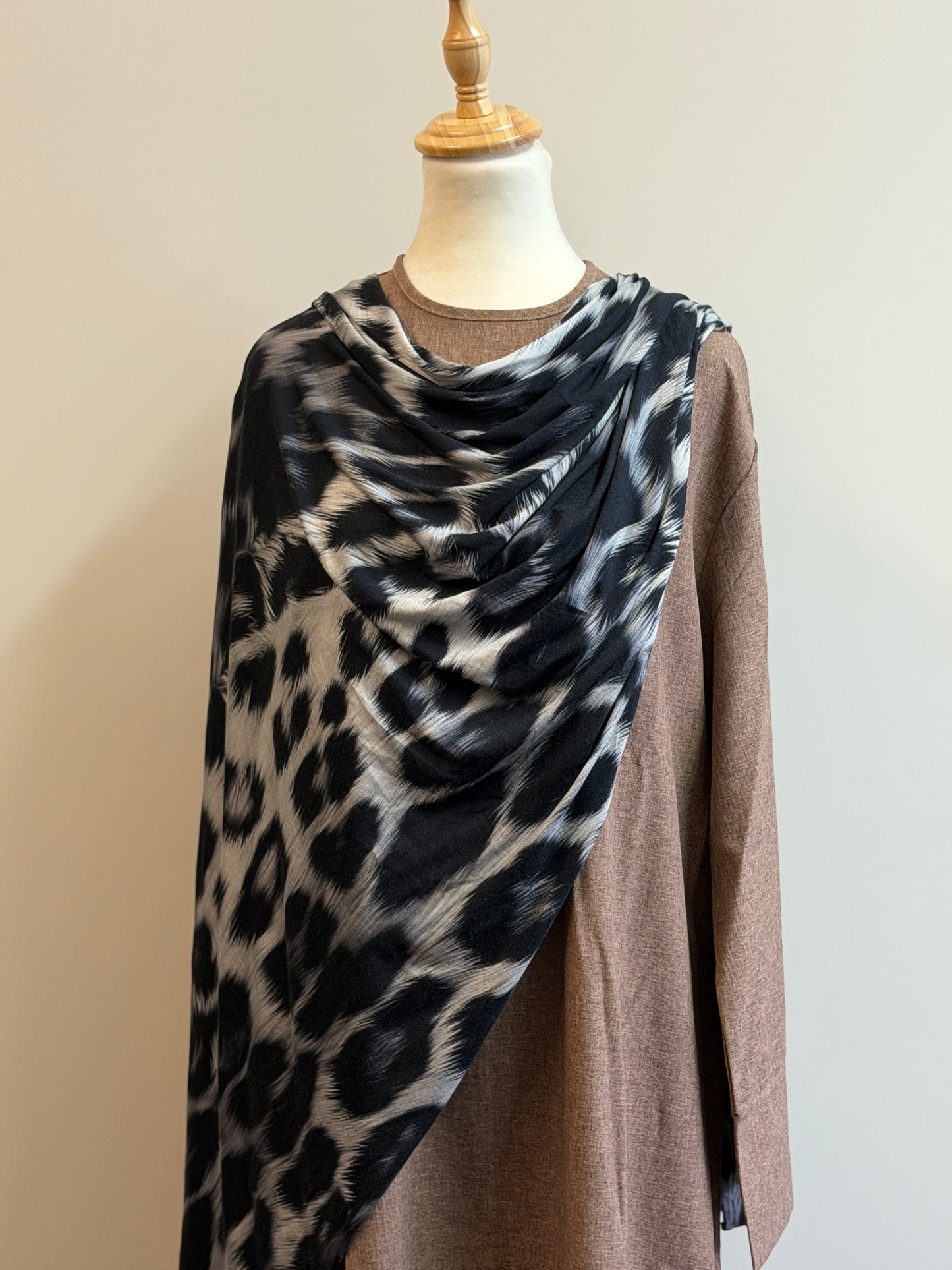 PRINTED JERSEY HIJAB - SMOKY NOIR