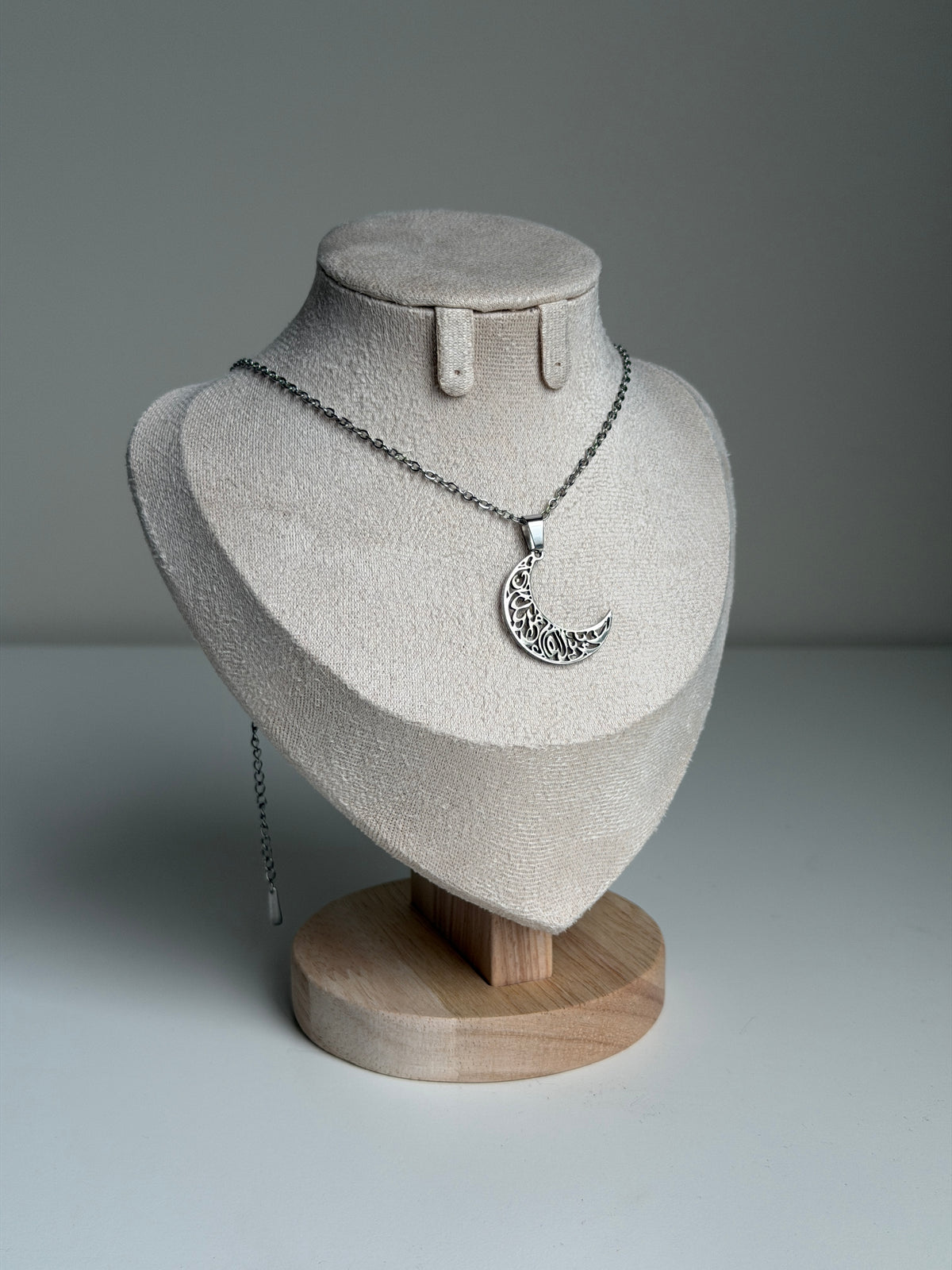 Sabar Moon Necklace - Silver