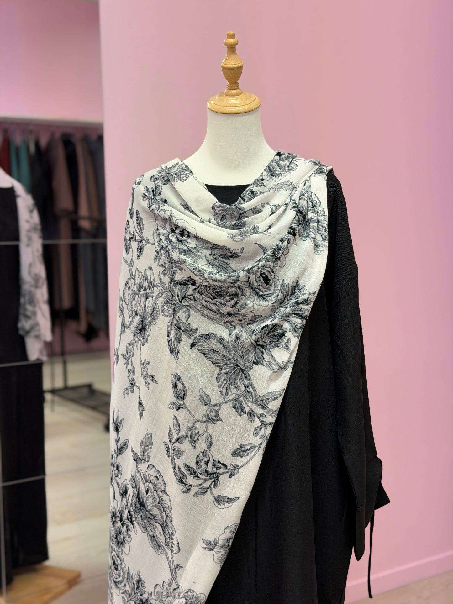 PRINTED MODAL - MONOCHROME GARDEN