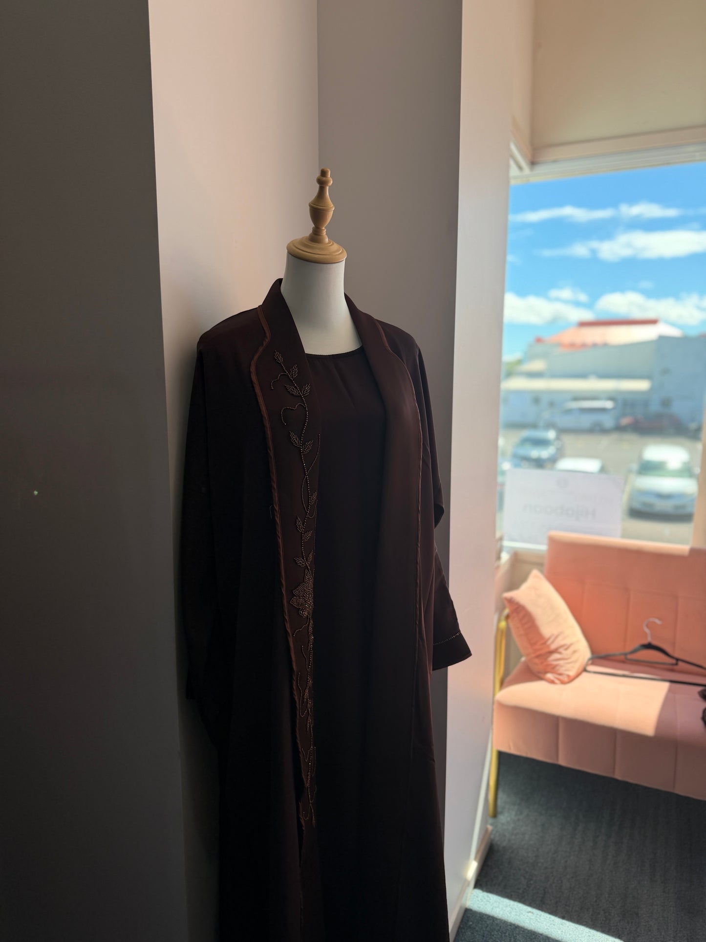 Dubai Abaya - Safiya [Dark Brown]