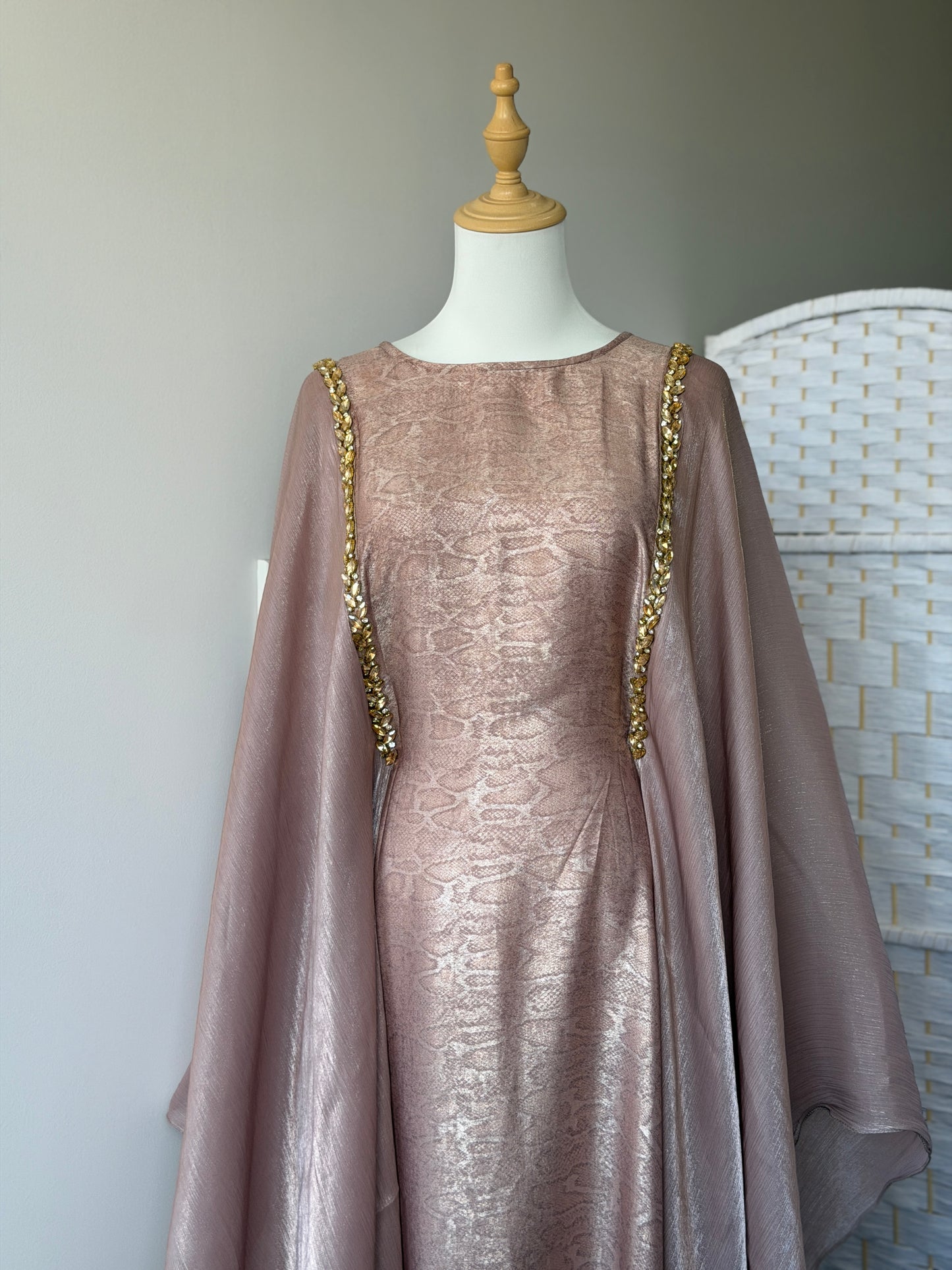 Dubai Abaya