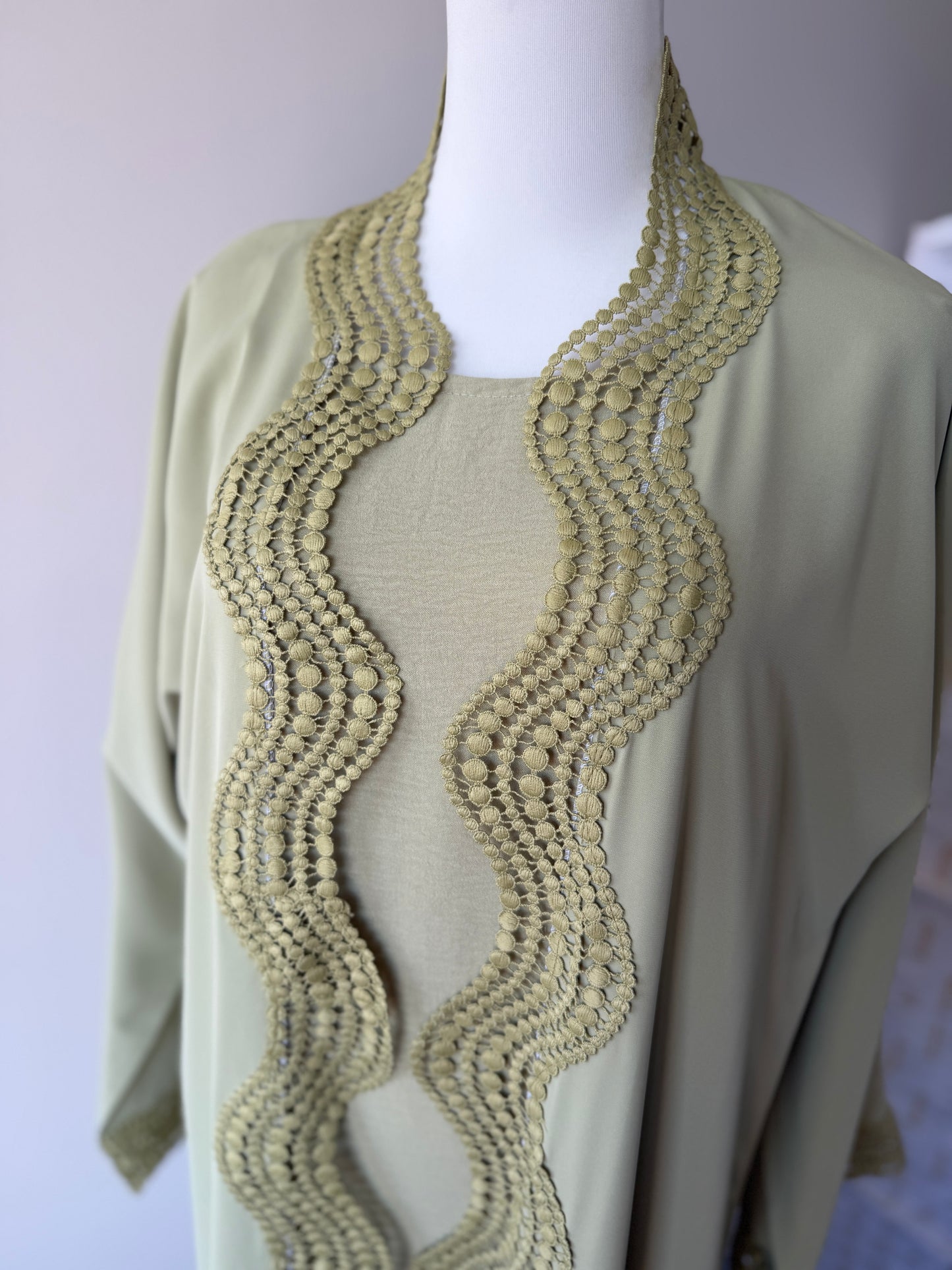 Dubai Abaya - Safaa [Pastel Green]
