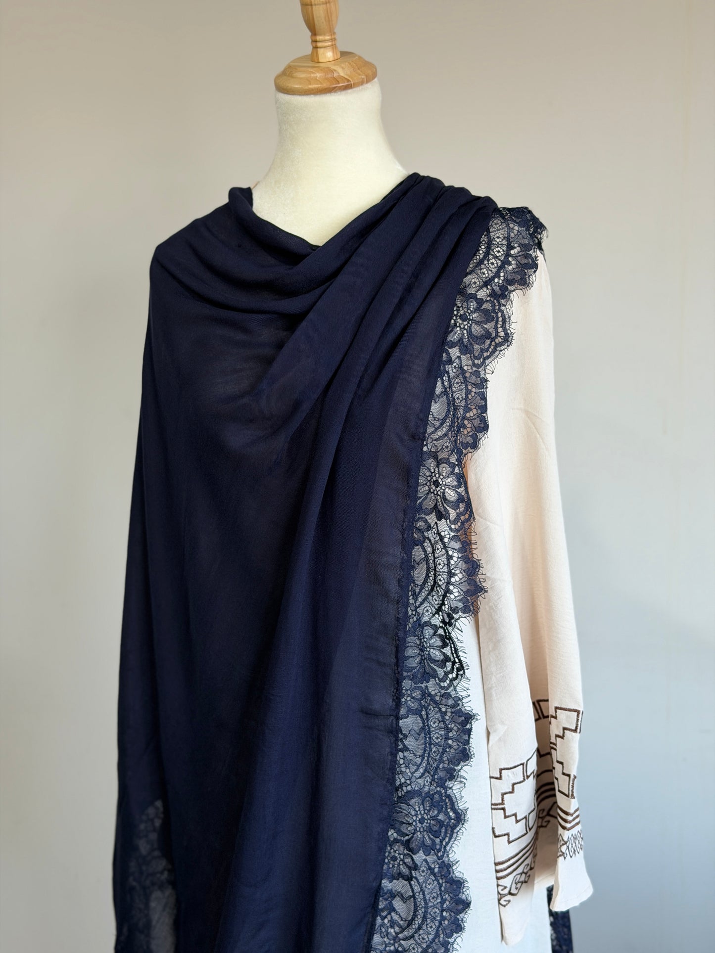 Lace Modal Hijab - Navy
