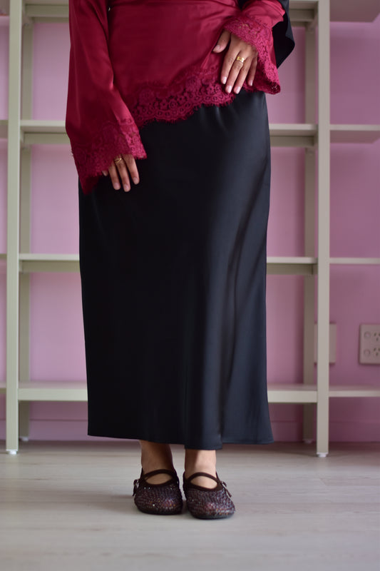 Satin Skirt - Black