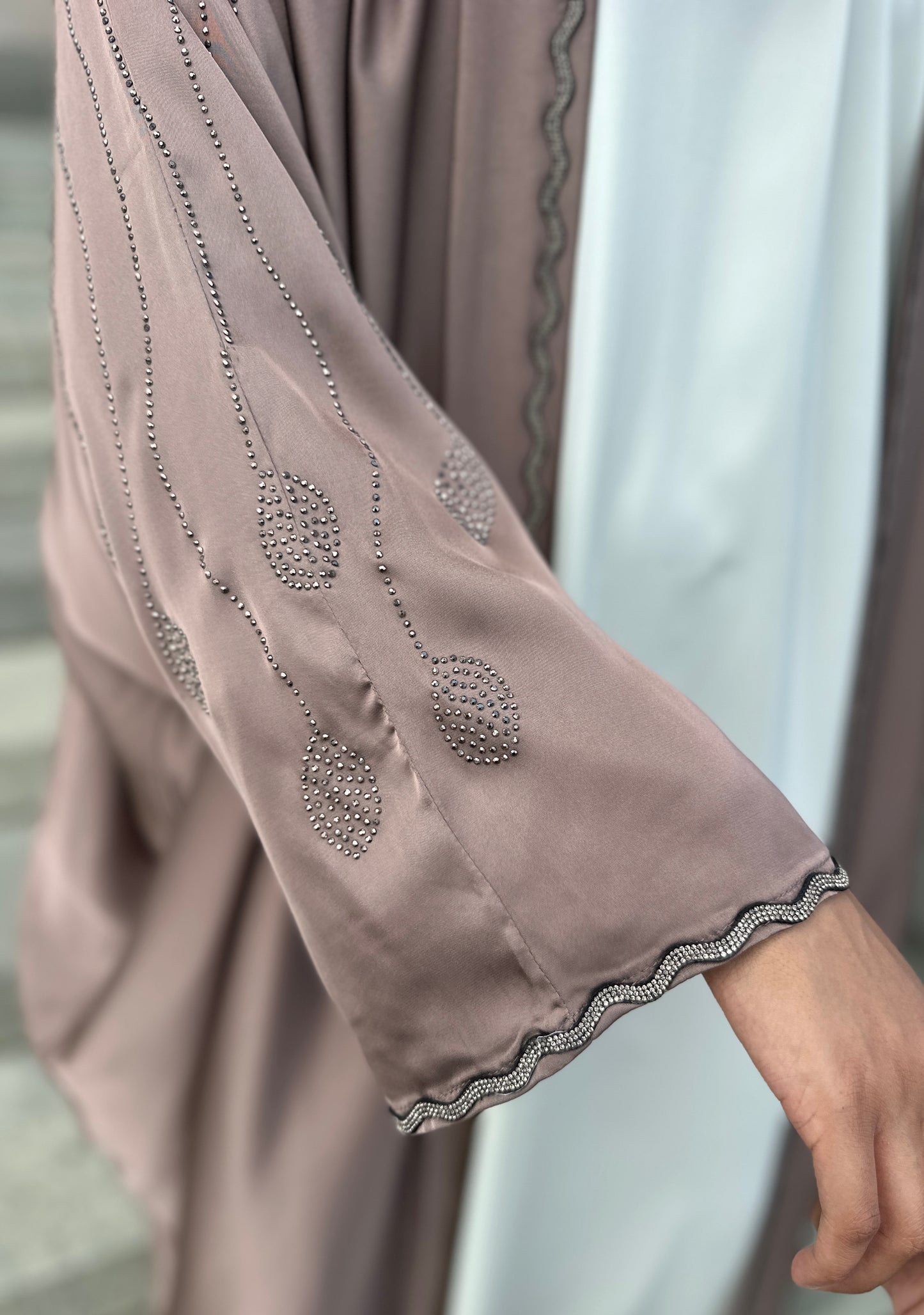 Alisha abaya three-piece set with matching hijab – modest wear NZ