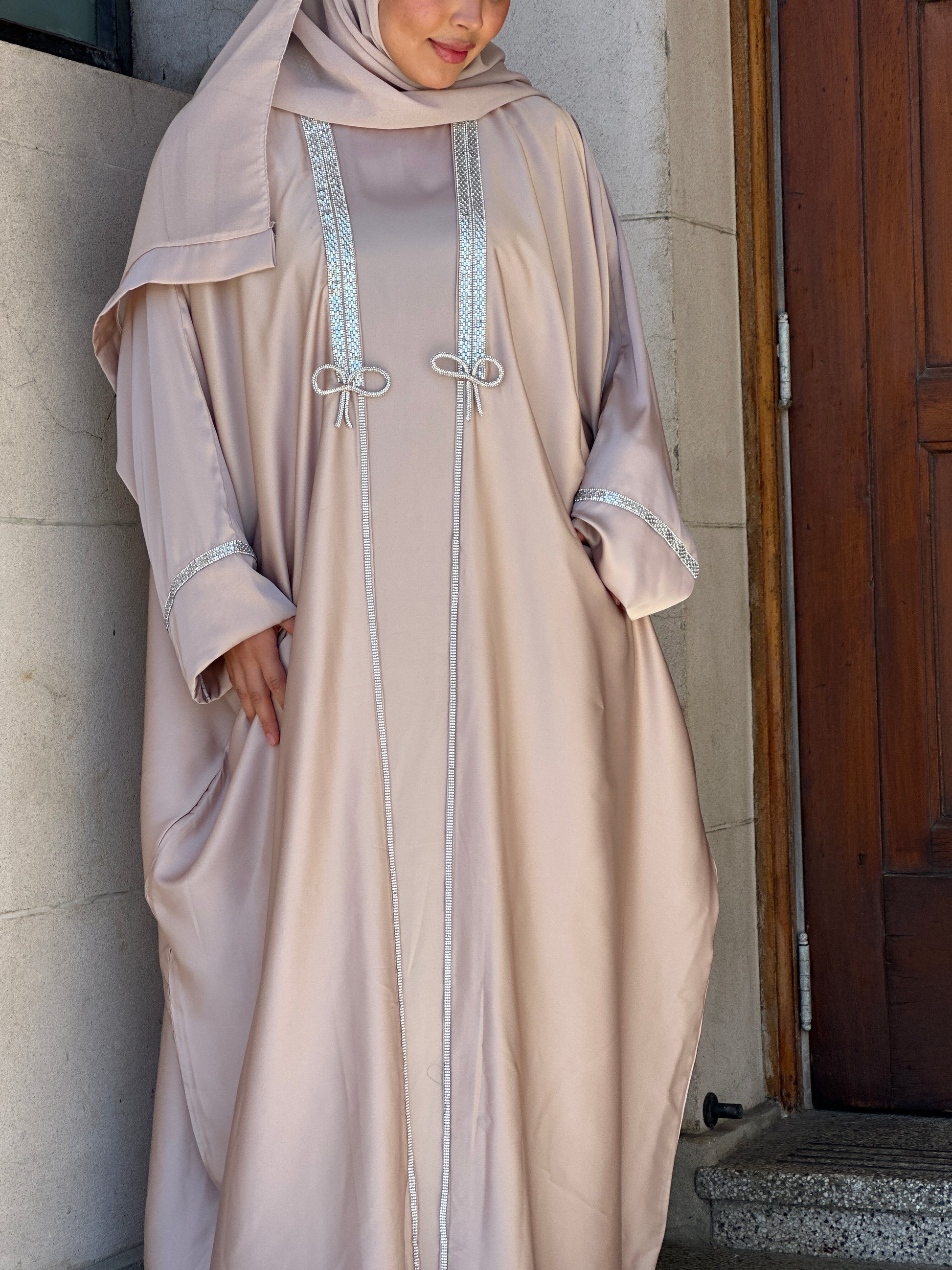 Asiya Dubai abaya shrug and inner dress ensemble – Hijabaan NZ