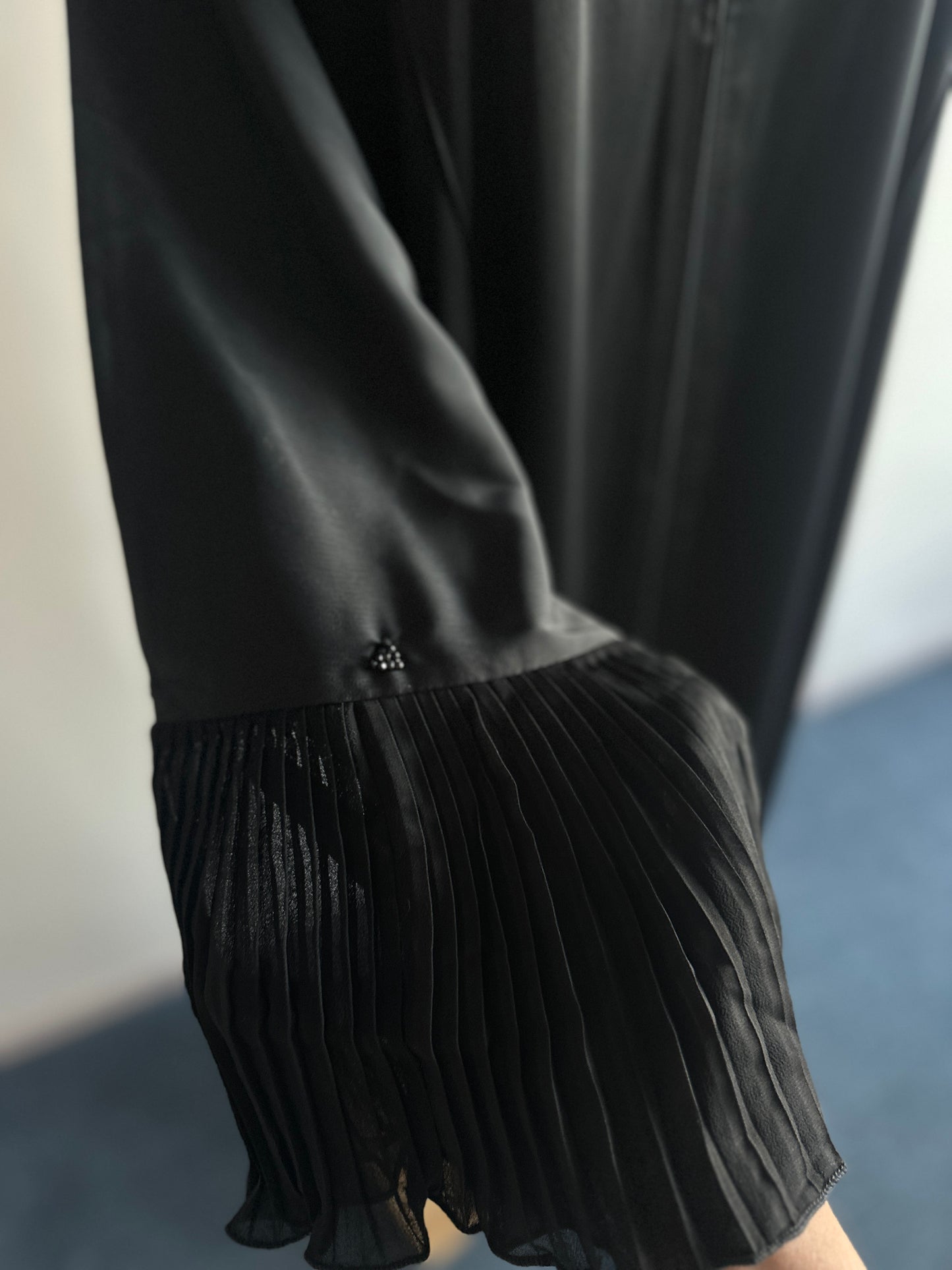 Black and beige Rania Dubai abayas with elegant embellishment – Hijabaan NZ