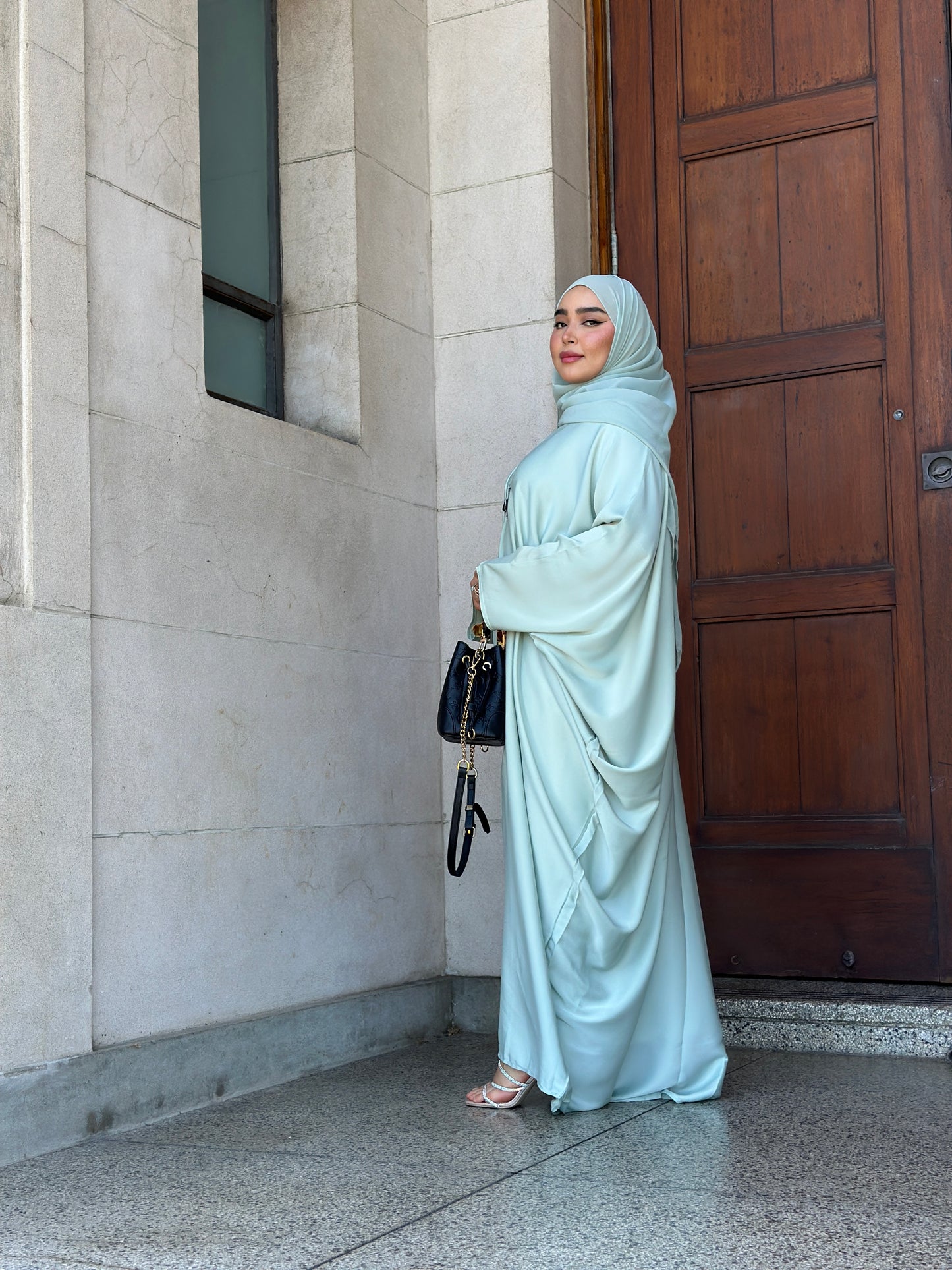 Dubai Abaya Rukhsar soft colour kaftan silhouette – Hijabaan NZ