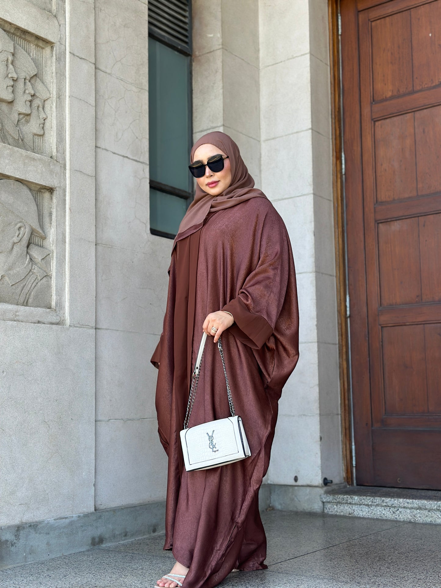 Modest wear NZ – Dubai Abaya Zoya with front buttons and flowy silhouette