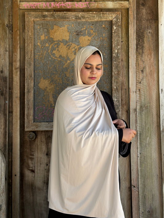 Liquid jersey hijab in ivory shade, stretchy wrinkle-free fabric ideal for summer modest wear