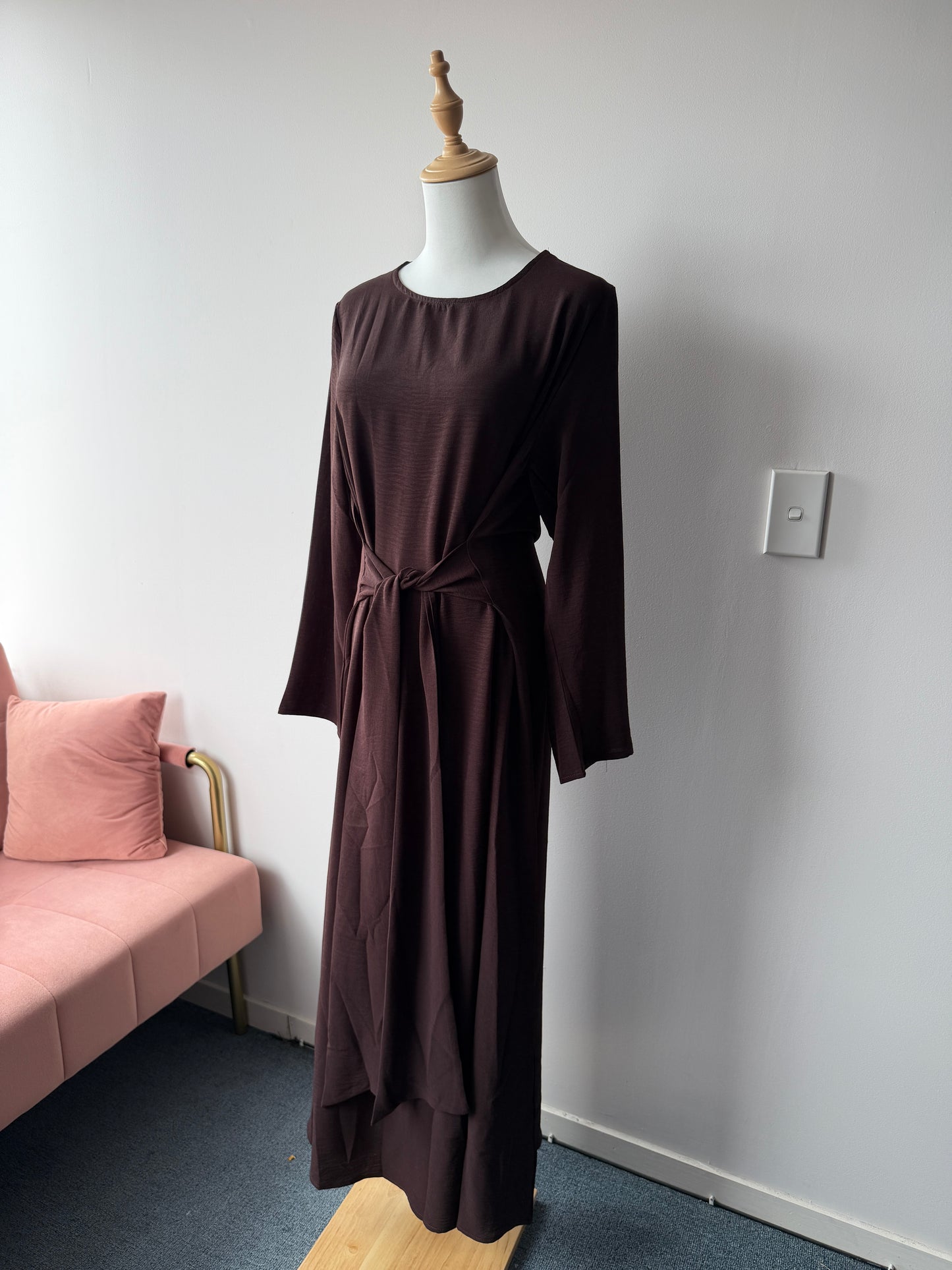 Flowy modest dress in dark brown by Hijabaan